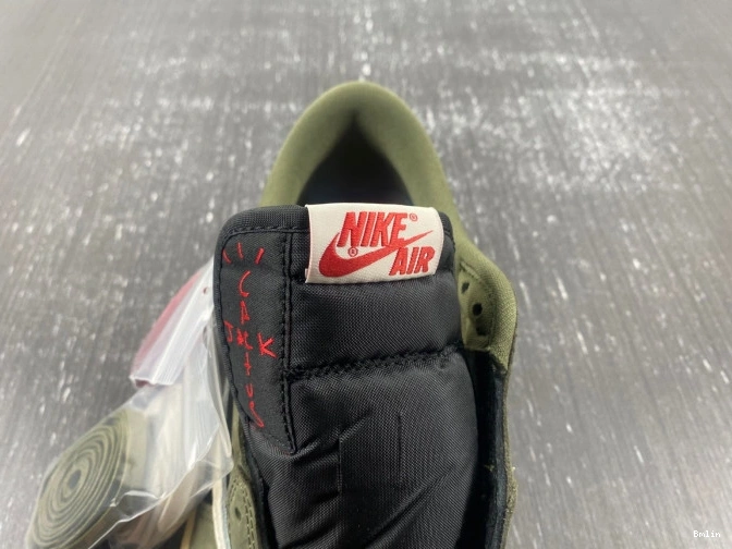 Bmlin 1 TRAVIS OG SP LOW JORDAN AIR SCOTT 'BLACK X OLIVE' DM7866-002 0716